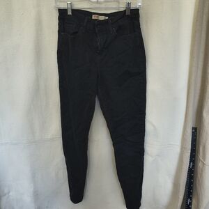 Signature by Levi Strauss Women's Size Waist 26 Mid Rise Black Skinny Jeans